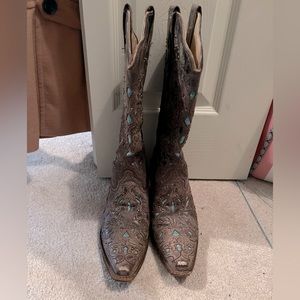 Women corral boots 7 1/2 M a bronze brown color with teal and gold embellishment